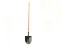 FAI/FULL OPEN SOCKET WEST COUNTRY SHOVEL �16.99 
An Open Socket Round Mouth Shovel Fitted With A Long Straight Handle Traditionally Used In The West Country.

Shaft 54in