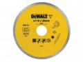 DeWalt  DT3714Tile Blade 110mm x 20mm For DC410 �19.95 Dewalt&nbsp; Dt3714 Tile Blade 110mm X 20mm For Dc410
&nbsp;
Tile Cutting Blade For Use With Dc410 Tile Saw Only.
Continuous Rim Design For A&nbsp;fine &&nbsp;clean Finish