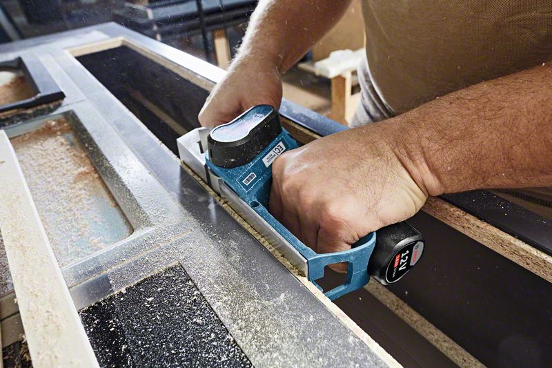 Bosch GHO 12 V 20 BRUSHLESS 12V Cordless Planer Body Only at