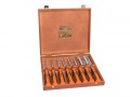 BAHCO 424PS8  Bevel Edge Chisel Set of 8: 6, 10, 12, 16,  18, 25, 32 & 38mm Wooden Box £89.95 Bahco 424ps8  Bevel Edge Chisel Set (8) Wood Box

 

Features:


Joiners Choice Bevel Edge Chisel From Bahco

The 424p Has Been Carefully Engineered To Satisfy Most Professional Req