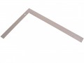 FISHER F1110IMR STEEL ROOFING SQUARE 16X24IN £9.44 Fisher F1110imr Steel Roofing Square 16x24in
A High Quality Steel Roofing Square.
Suitable For Both The Diy Enthusiast And The Craftsman.
Blade Lengths: 400mm/16in