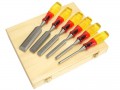 IRWIN Marples M373 Bevel Edge Chisel Splitproof Handle Set 6: 6, 10, 13, 19, 25 & 32mm £64.99 Marples 373 Series Bevel Edge Chisels

Blade, Bolster And Tang Forged From One Piece Of Steel.
Bevelled Edges To Enable Easier Working In Tight Corners.
Fitted With Two Tone Splitproof Plastic Han