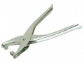 Maun 2570 005 5/32in Eyelet Plier And Eyelets £16.30 Maun 2570 005 5/32in Eyelet Plier And Eyelets
Combination Unsleeved Eyelet Pliers- Punches And Eyelets In One Combined Operation.
Length 200mm (8 In)
Complete With 100 4mm (5/32 In) Eyele