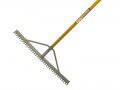 Roughneck Aluminium Landscape Rake 36in £58.99 Aluminium Landscape Rake For Raking Bark, Wood Chippings, Leaf Mulch And Lightweight Gravel Etc. With A 170cm / 67in Fibreglass Handle.the Wide Head Covers Large Areas Easily. Invert The Rake To Flatt
