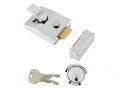 Yale Locks 89 Deadlock Nightlatch Chrome Finish 60mm Backset Boxed £40.03 The Yale 89 Series Deadlocking Standard Nightlatch Security Locks Are Some Of The Most Widely-used Front Door Latches. They Are Key Operated From The Outside And Lever Handle Operated From The Inside.