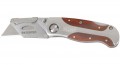 Bessey DBKWH Wooden Handle Folding Utility Knife £14.99 Bessey Dbkwh Wooden Handle Folding Utility Knife
Features:
High Quality Wooden Handle
Quick Blade Exchange
Belt Clip
Folding Handle
Overall Length: 16